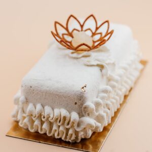 Bûche Héroïnes du jasmin