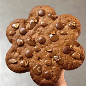 Giant cookie fleur<br>cacahuète-caramel
